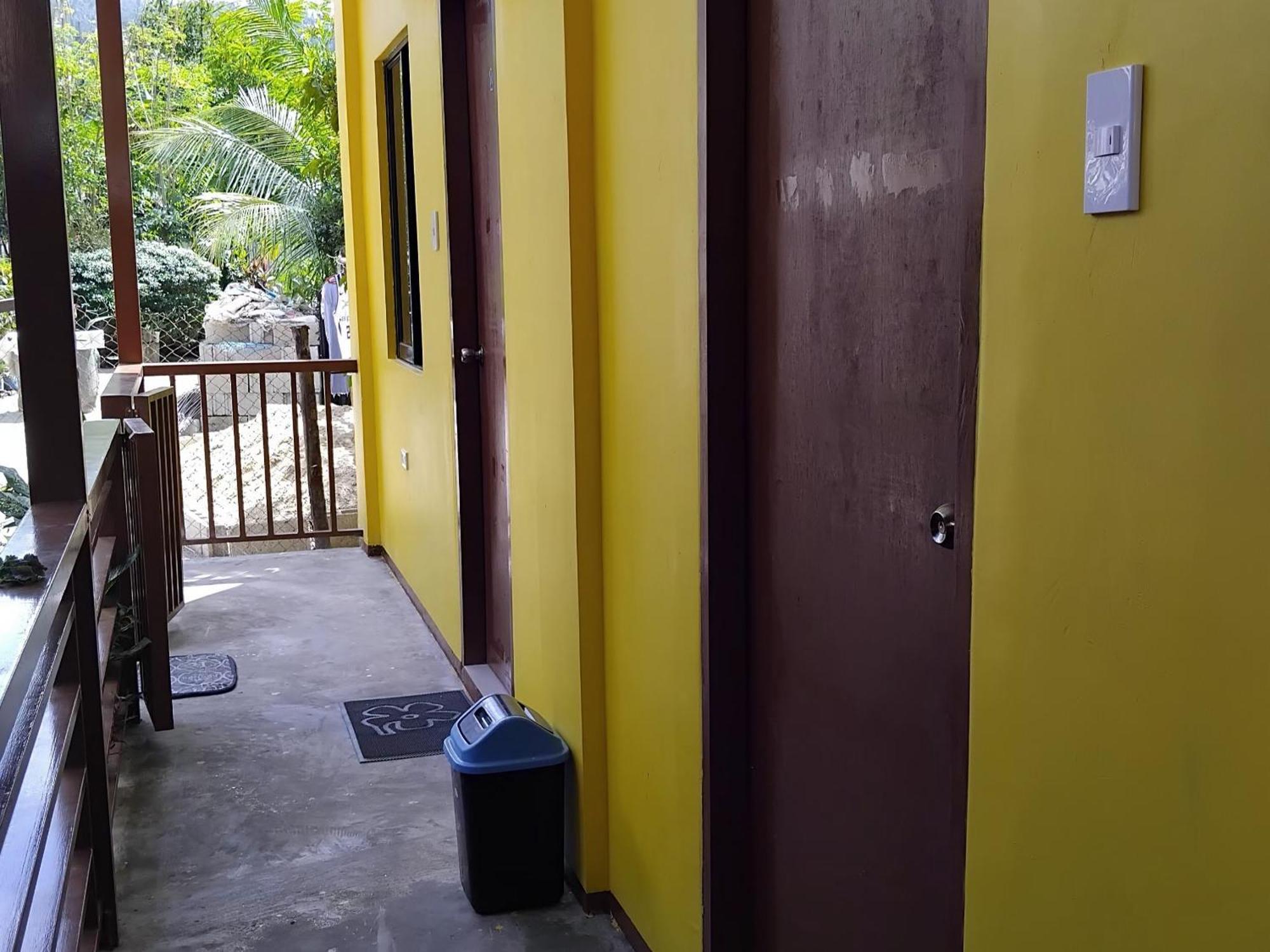 Francis Home Stay Port Barton Bonifacio Street San Vicente  Eksteriør billede